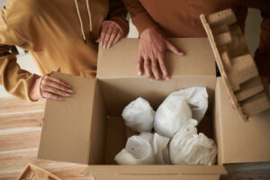 packing belongings, Self-Storage