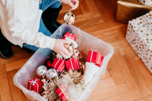 seasonal items, Seasonal storage